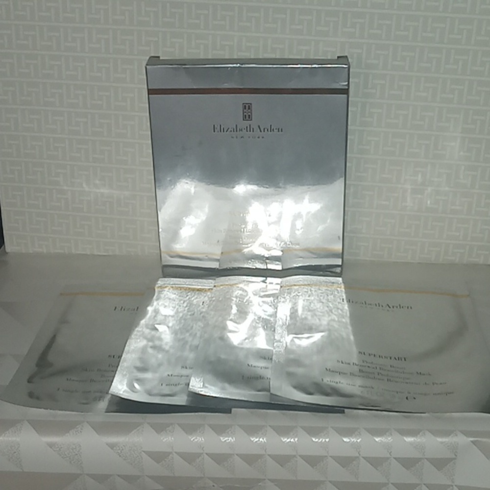 NIB Elizabeth Arden SUPERSTART Probiotic Boost Renewal Biocellulose Mask 4 PC